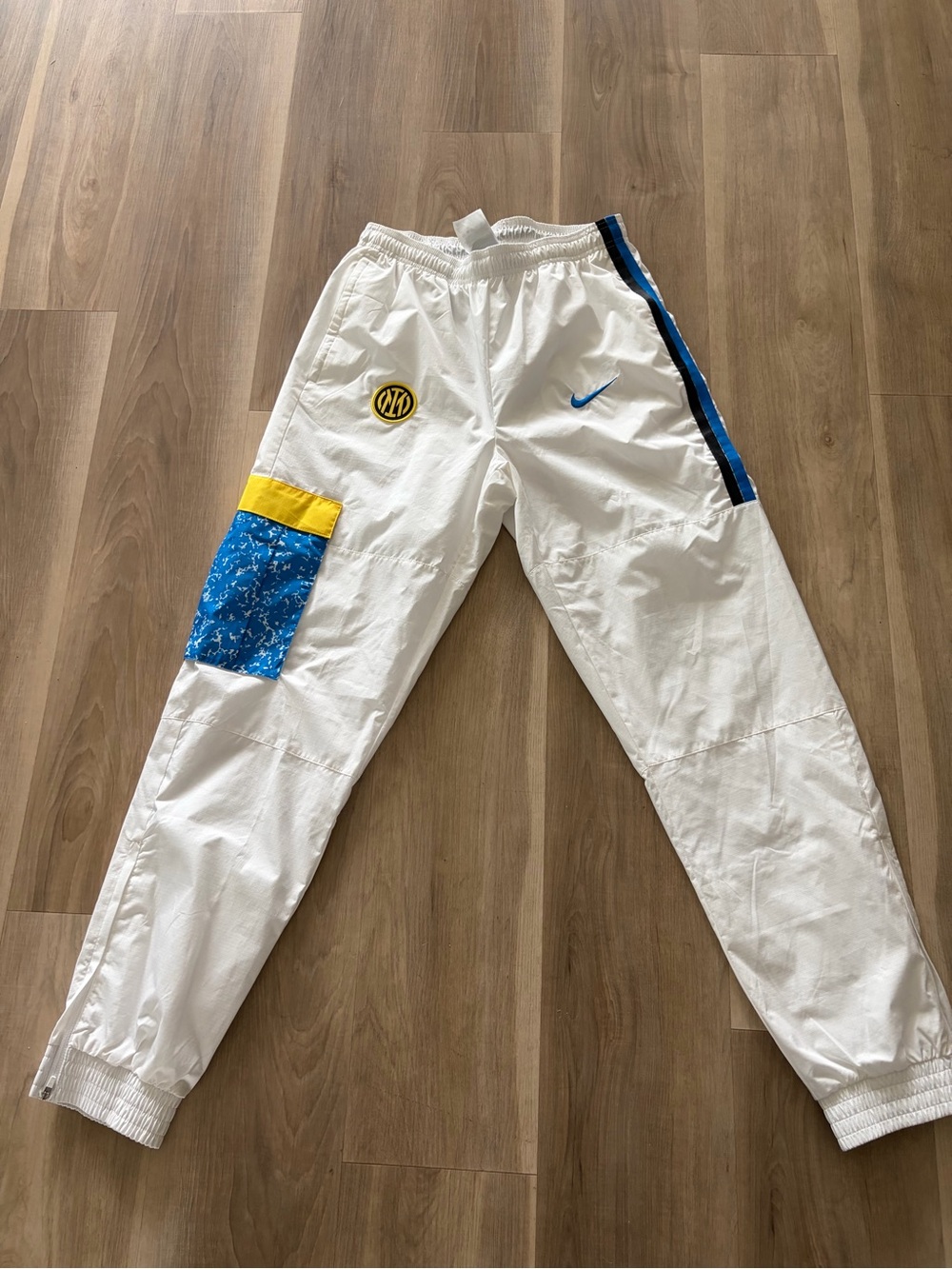 NWOT Nike Inter Milan 2021-2022 track pant M